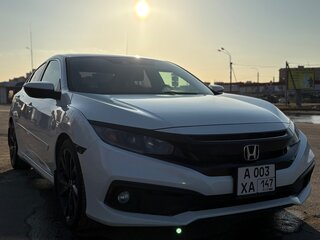 2020 Honda Civic X Рестайлинг, белый, 2100000 рублей, вид 2