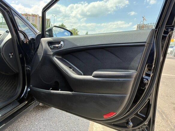 2013 Kia Cerato III, чёрный, 1065000 рублей - вид 15