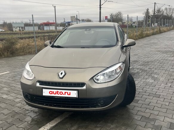 2010 Renault Fluence I, бежевый, 490000 рублей