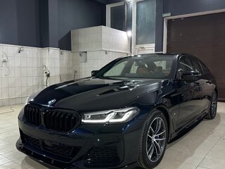 2021 BMW 5 серии 520i VII (G30/G31/G38) Рестайлинг, синий, 7150000 рублей, вид 2