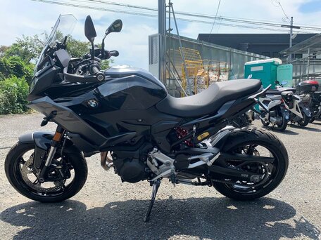 2024 BMW F 900 XR, чёрный, 1477000 рублей, вид 1