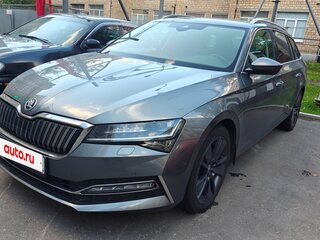 2022 Skoda Superb III Рестайлинг, серебристый, 2800000 рублей, вид 5