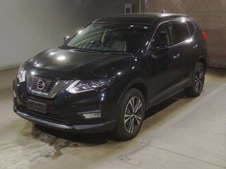 2017 Nissan X-Trail III, чёрный, 2000000 рублей, вид 3