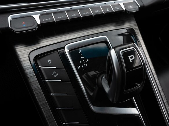 2024 Geely Atlas Pro, белый - вид 19