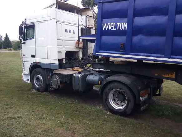 2006 DAF XF 95, белый, 4500000 рублей - вид 2