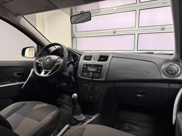 2019 Renault Sandero Stepway II Рестайлинг, синий, 1150000 рублей - вид 19