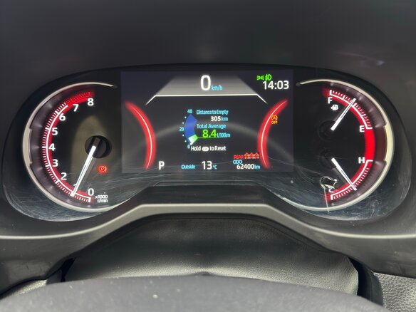 2022 Toyota RAV4 V (XA50), чёрный, 3250000 рублей - вид 7