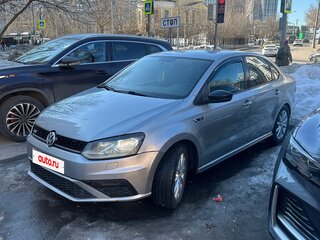 2017 Volkswagen Polo V Рестайлинг, серый, 800000 рублей, вид 2