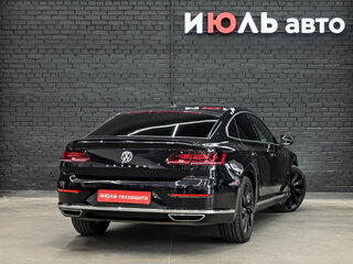 2017 Volkswagen Arteon I, чёрный, 2280000 рублей, вид 4