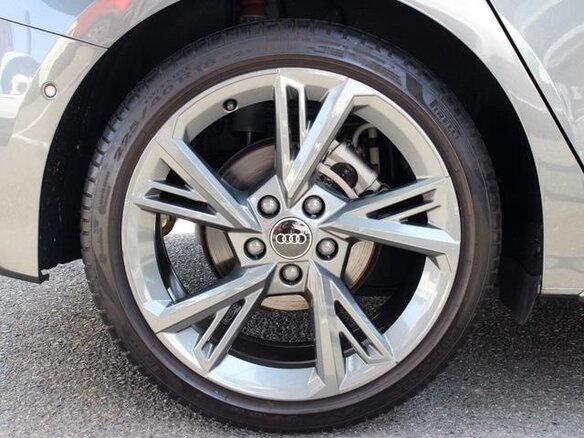 2021 Audi A3 Sportback 35 TFSI IV (8Y), жёлтый, 1956111 рублей - вид 33