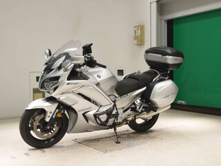 2017 Yamaha FJR1300, серебристый, 990000 рублей, вид 4