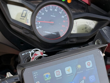 2010 Honda VFR 1200, пурпурный, 500000 рублей, вид 3