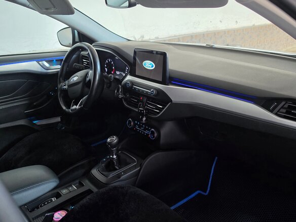 2018 Ford Focus IV, белый, 1330000 рублей - вид 6
