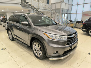 2013 Toyota Highlander III (XU50), коричневый, 2395000 рублей, вид 3
