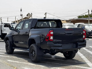 2026 Toyota Hilux VIII Рестайлинг 3, чёрный, 7000000 рублей, вид 4