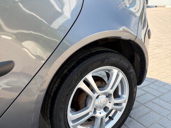 2006 Mitsubishi Colt VI (Z20/Z30), серый, 600000 рублей - вид 15