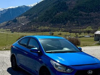 2017 Hyundai Solaris II, синий, 1179000 рублей, вид 2