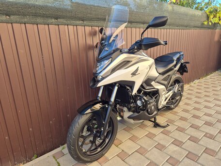 2021 Honda NC 750X, белый, 1140000 рублей, вид 2