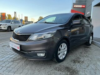2016 Kia Rio III Рестайлинг, коричневый, 741600 рублей, вид 3