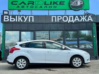 2012 Ford Focus III, белый, 649000 рублей, вид 4