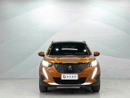 2022 Peugeot 2008 II, оранжевый, 1540000 рублей, вид 1