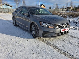 2018 Volkswagen Passat (North America and China) I Рестайлинг, серый, 1800000 рублей, вид 2