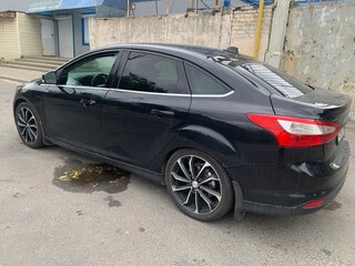 2011 Ford Focus III, чёрный, 900000 рублей, вид 4