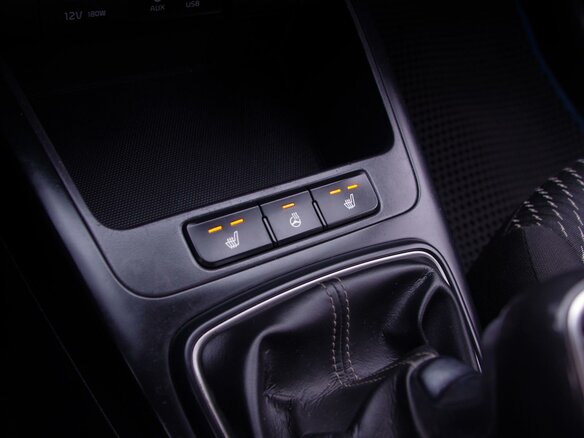 2019 Kia Rio IV, белый - вид 18