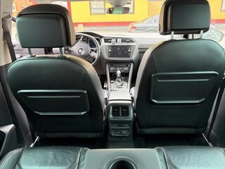 2020 Volkswagen Tiguan II, чёрный, 2400000 рублей, вид 3