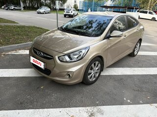 2011 Hyundai Solaris I, бежевый, 550000 рублей, вид 1