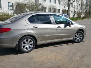2013 Peugeot 408 I, бежевый, 750000 рублей, вид 2
