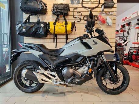 2025 Honda NC 750X, серый, 1499900 рублей, вид 1