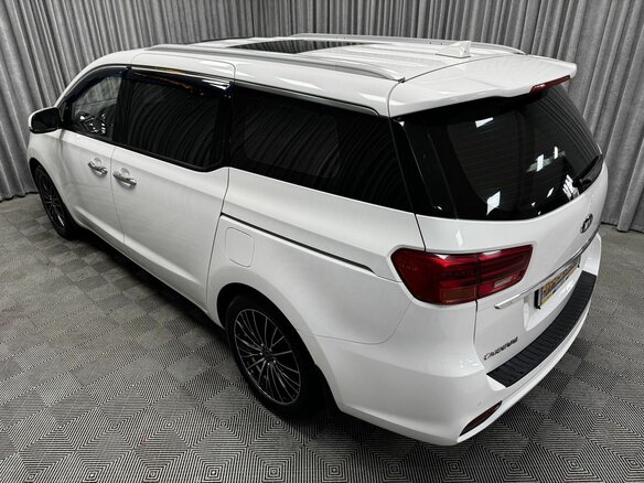 2018 Kia Carnival III, белый - вид 8
