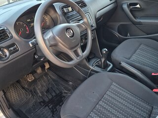 2019 Volkswagen Polo V Рестайлинг, белый, 1050000 рублей, вид 5
