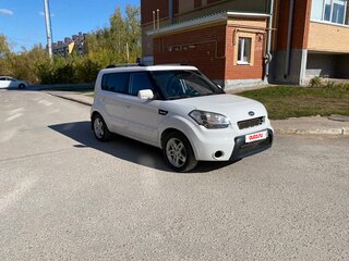 2010 Kia Soul I, белый, 535000 рублей, вид 2
