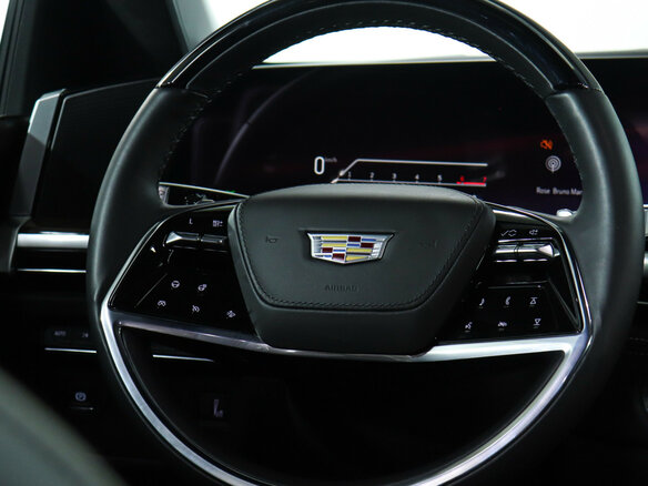 2025 Cadillac Escalade V Рестайлинг, чёрный - вид 13