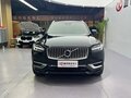 2023 Volvo XC90 II Рестайлинг 1, чёрный, 5956508 рублей - вид 1