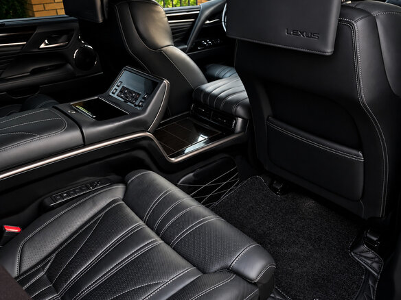 2018 Lexus LX 570 III Рестайлинг 2, чёрный, 8500000 рублей - вид 12