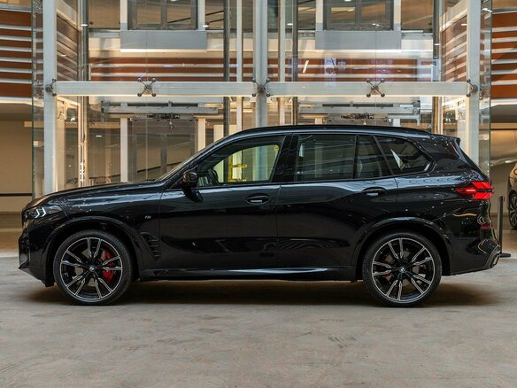 2026 BMW X5 40i IV (G05/G18) Рестайлинг, чёрный - вид 5