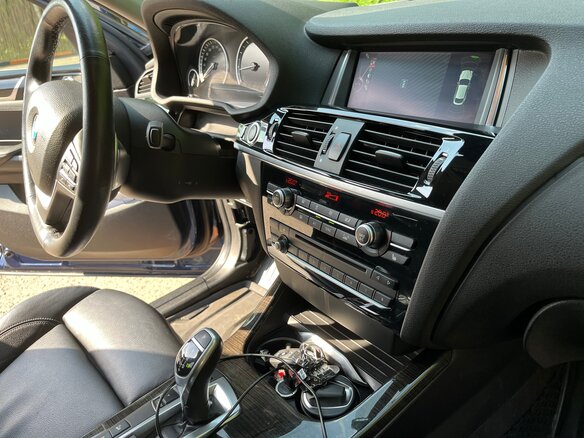 2015 BMW X4 28i I (F26), синий - вид 14