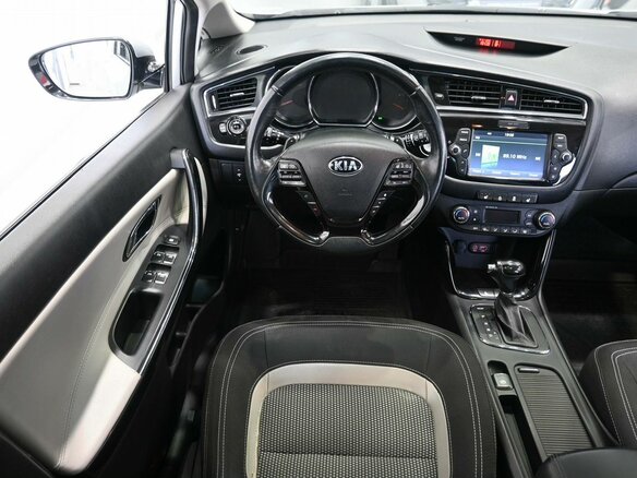 2016 Kia Ceed II Рестайлинг, серебристый, 1294900 рублей - вид 12