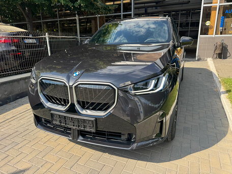 2026 BMW X3 20i xDrive IV (G45/G48), серый, 8750000 рублей, вид 2