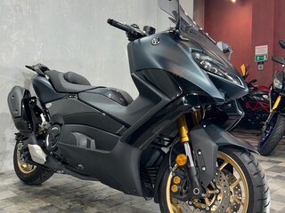2023 Yamaha TMAX, зелёный, 1270000 рублей, вид 4