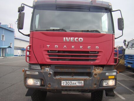 2006 Iveco Trakker, красный, 1263920 рублей, вид 1