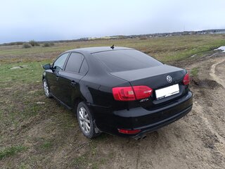 2012 Volkswagen Jetta VI, чёрный, 750000 рублей, вид 3