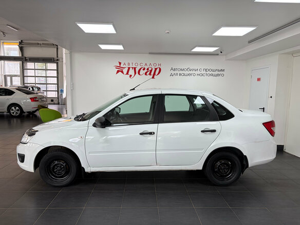 2018 Lada (ВАЗ) Granta I, белый, 412000 рублей - вид 6