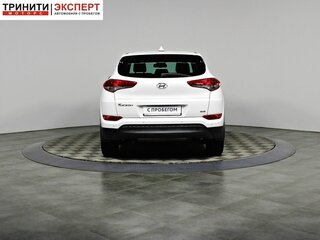 2017 Hyundai Tucson III, белый, 2067000 рублей, вид 5
