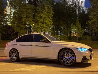 2018 BMW 3 серии 330i xDrive VI (F3x) Рестайлинг, белый, 3500000 рублей, вид 4