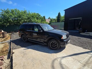 2003 Lincoln Aviator I, чёрный, 680000 рублей, вид 1