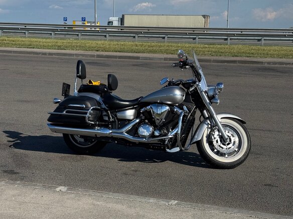 2007 Yamaha XVS1300, серебристый, 650000 рублей - вид 1